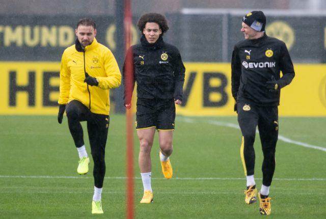 The-belgians-of-the-city-of-Dortmund-the-resume-of-the-training-sessions-in-small-groups-It-is-important-to-get-back-on-the-field